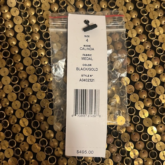 Fully gold sequin mini skirt - Picture 3 of 5